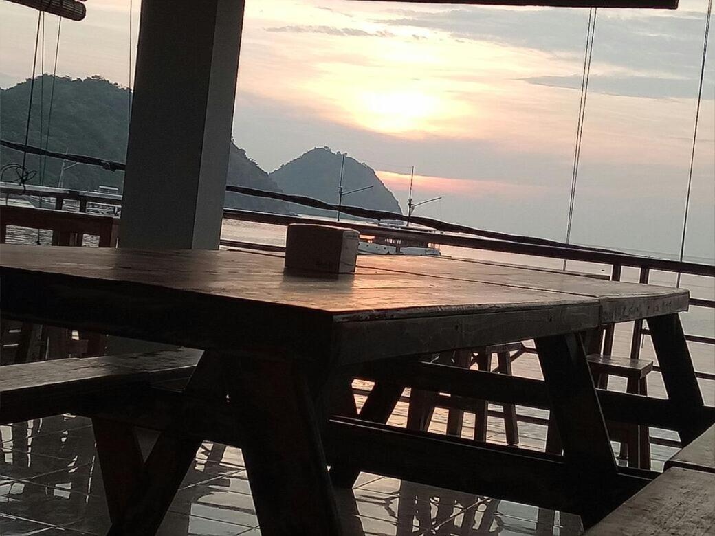 Bajo Sunset Hostel 라부안 바조 외부 사진