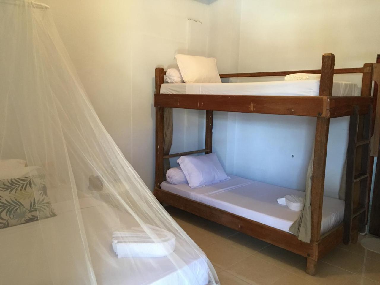 Bajo Sunset Hostel 라부안 바조 외부 사진